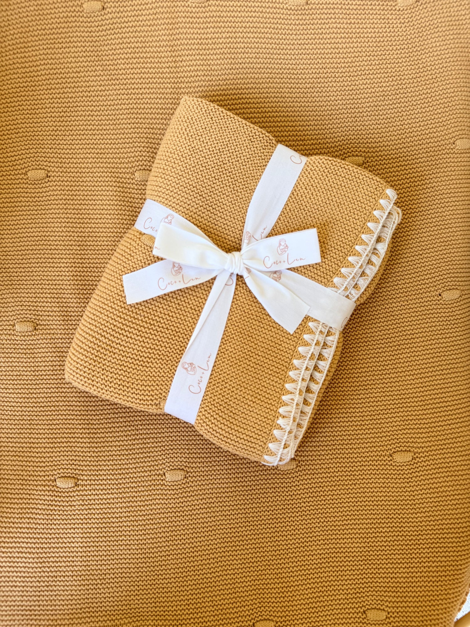 Golden Shine ✨☀️ Knit Blanket