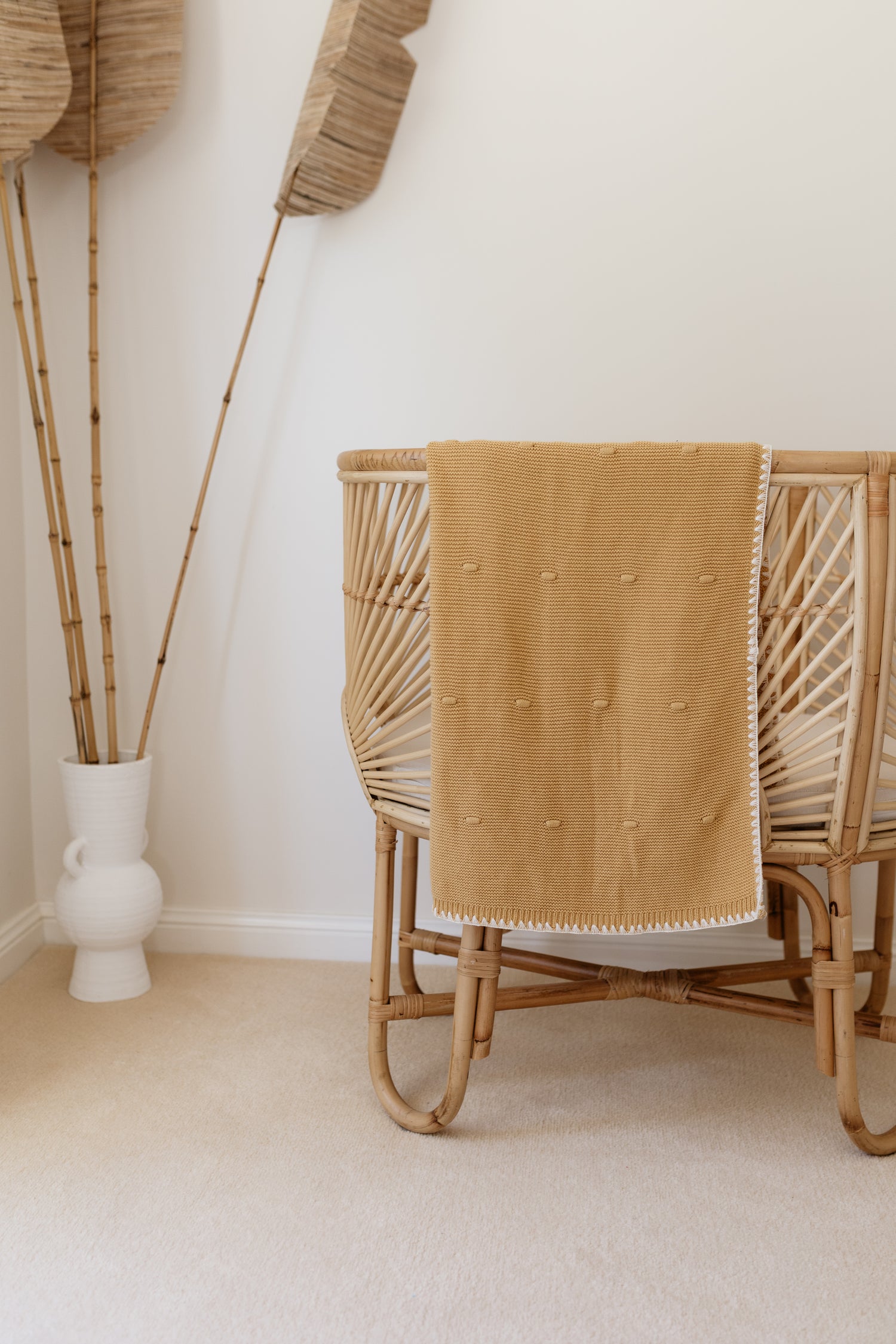 Golden Shine ✨☀️ Knit Blanket