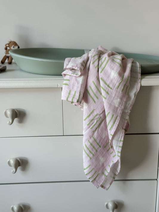 LOVE POPPY 💕 Baby Muslin Swaddle
