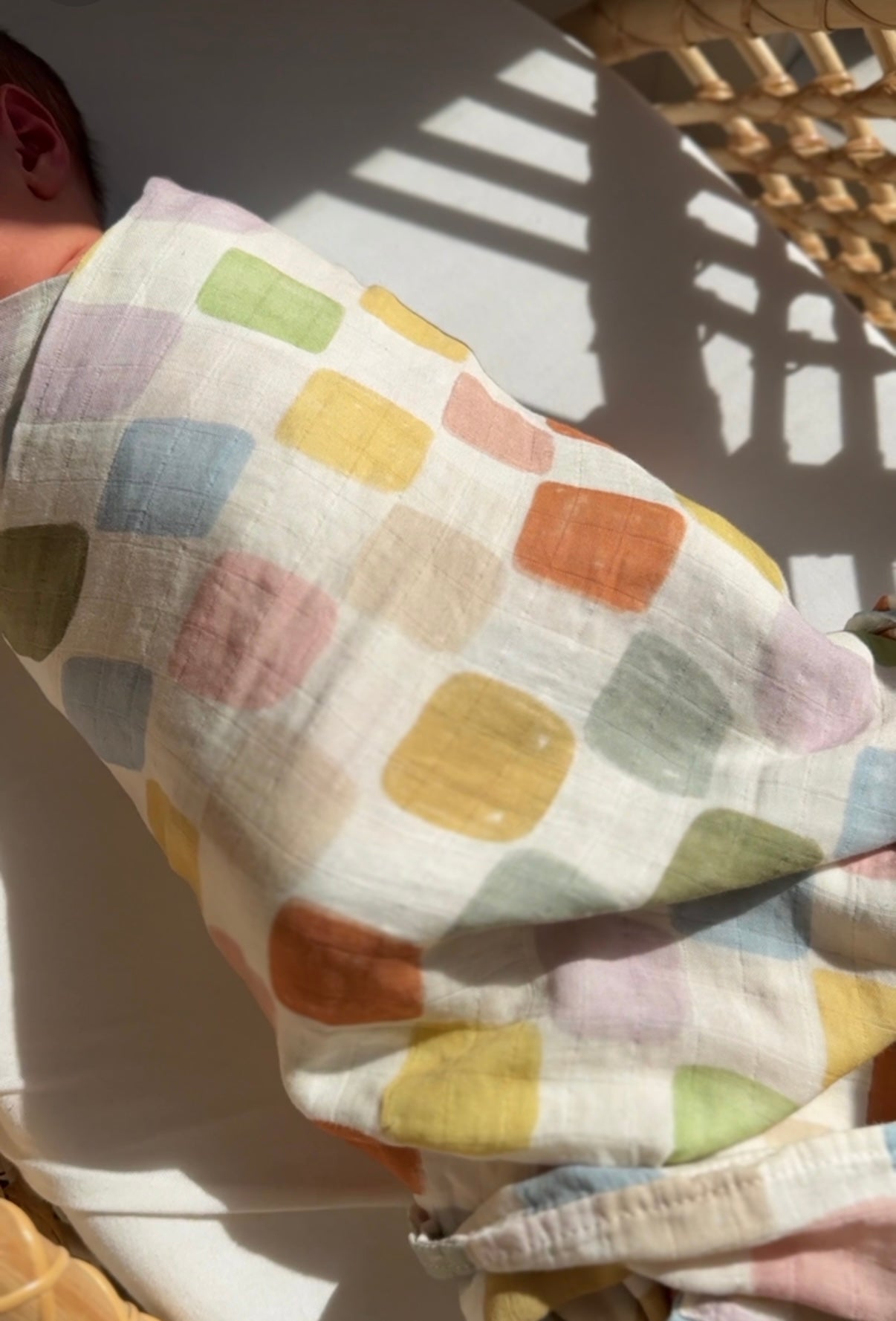 RAINBOW NEST 🌈 Baby Muslin Swaddle