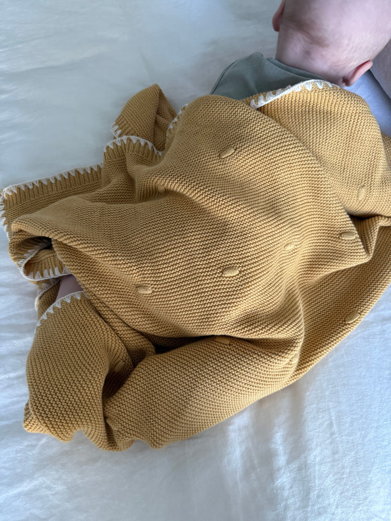 Pre-order Golden Shine ✨☀️ Knit Blanket
